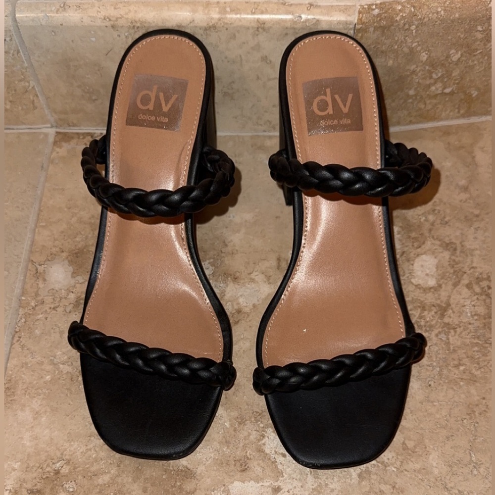 Dolce Vita Black Sandals